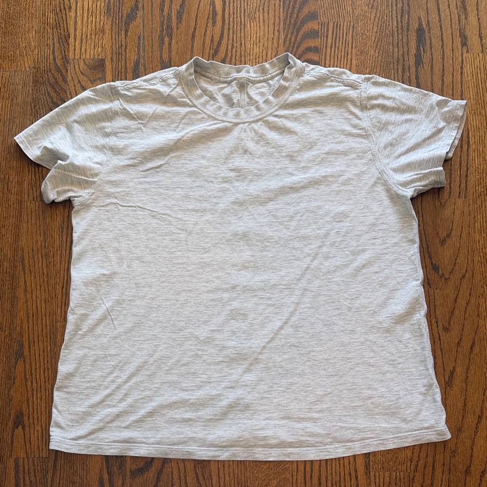 Lululemon Athletica Light Gray Silver Short Sleeve Tee Shirt 10/12